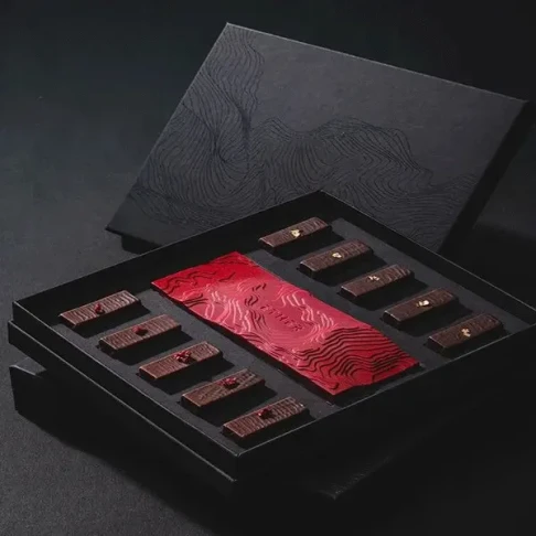 Custom Rigid Chocolate Boxes 4